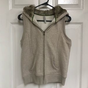 COPY - Old Navy - tan vest with front zipper and fur hood - small